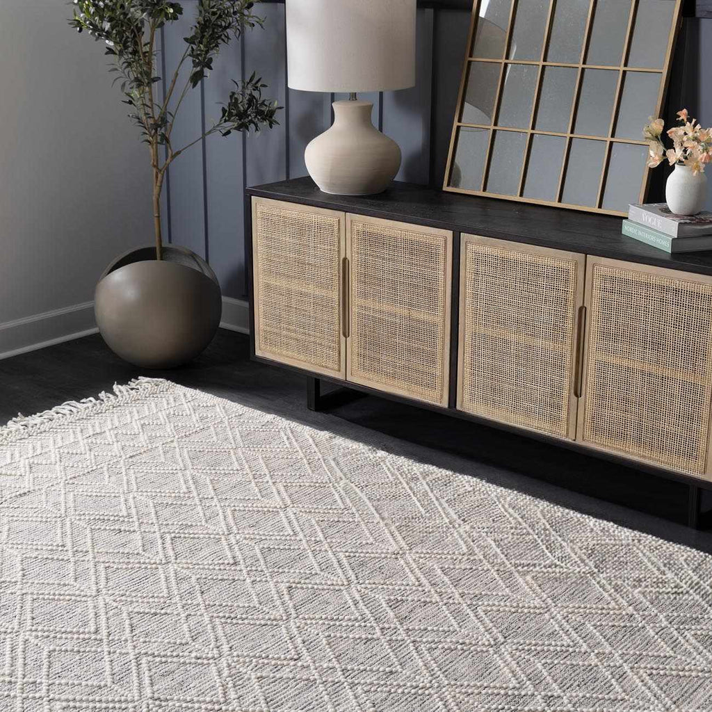 Ramsbury Ivory Wool Blend Farmhouse Area Rug